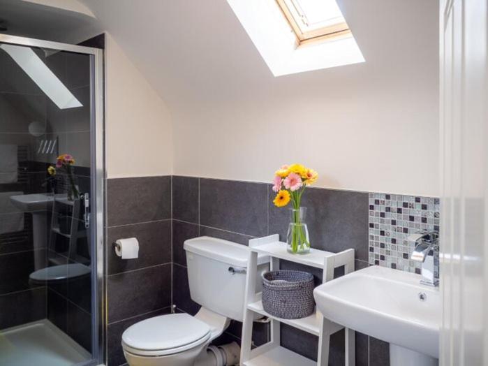 Apartamento Rosies Clifden Exterior foto